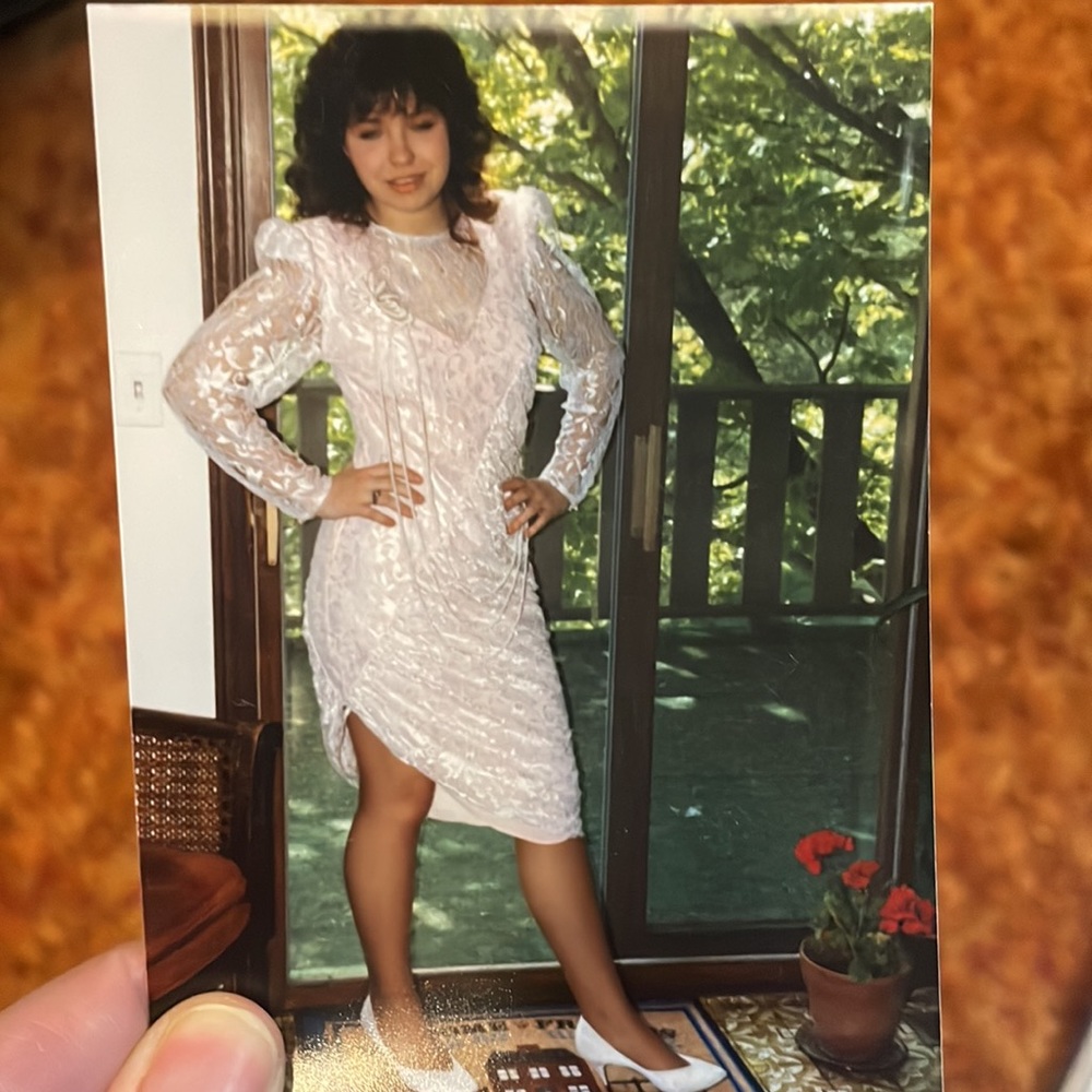 Vintage 1986-87 ala carte California lace prom dress with bead detailing